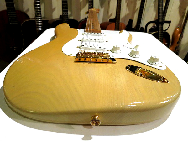 新品限定品☆★ 断捨離 Fender JAPAN 1954 40th Anniversary Stratucaster 1994年 ★☆ フェンダー